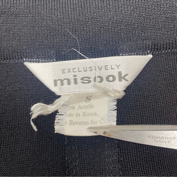 Exclusively Misook Black Straight Leg Pants - Picture 6 of 6